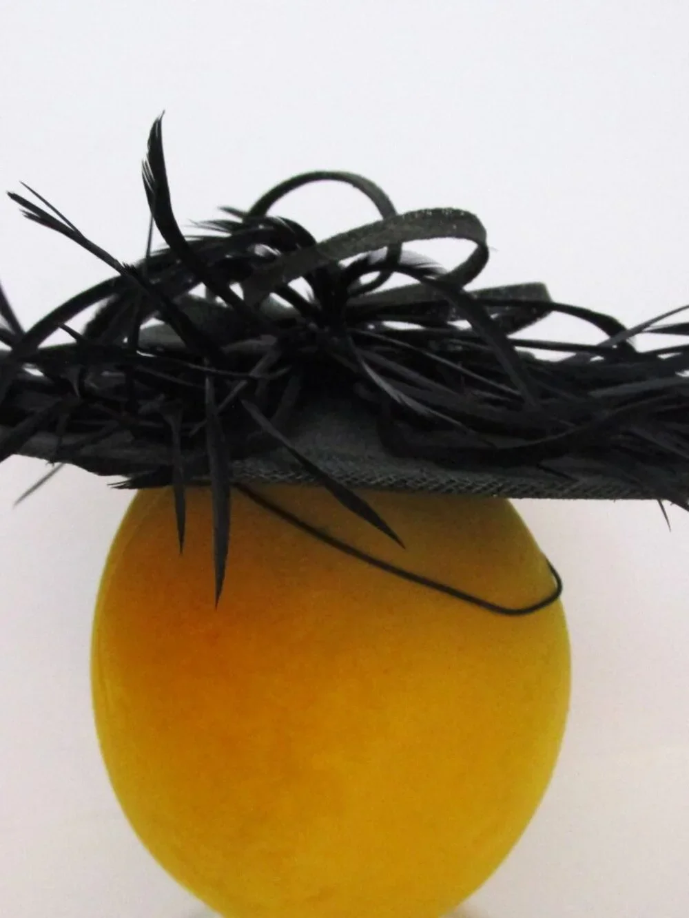 Whimsical Black Straw Platter Hat Dancing Feathers England